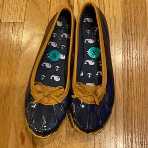 London Fog rain slip on shoes navy tan 8